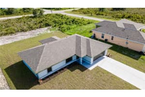 2908 72ND ST W, LEHIGH ACRES, FL 33971 Sold 10/25/24