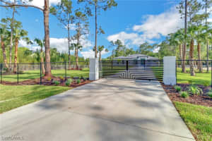 2611 2nd Avenue, NAPLES, FL 34120 Sold 01/16/25