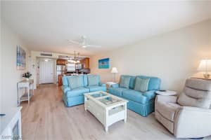 21 High Point Circle, NAPLES, FL 34103 Sold 07/26/24