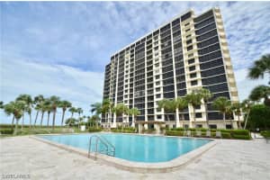 10951 Gulf Shore Dr 804, Naples
