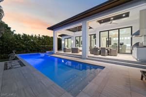 625 Parkview Ln, Naples, FL 34103, Sold 10/04/24