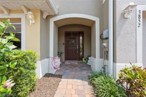 3852 Tilbor Circle, FORT MYERS, FL 33916 Sold 07/30/24