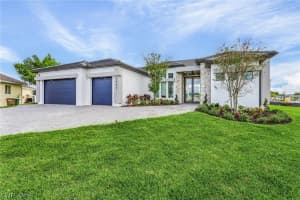 609 Nw 38th Ave, Cape Coral