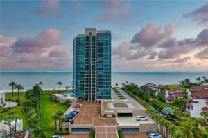 4651 Gulf Shore Boulevard, Naples, FL 34103 Sold 04/07/25