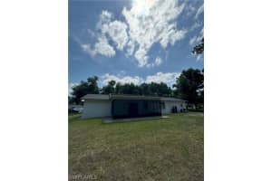 507 Maple Avenue, Lehigh Acres, FL 33972 Sold 02/20/25