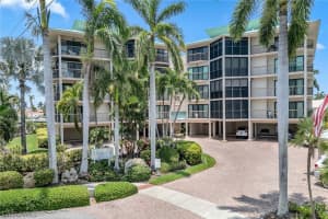 845 Collier Court, MARCO ISLAND, FL 34145 Sold 02/13/25