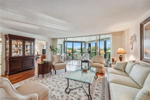 845 Collier Court, MARCO ISLAND, FL 34145 Sold 02/13/25