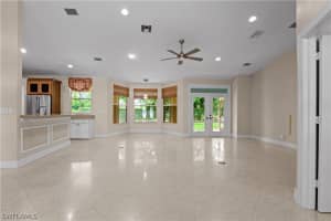 200 Fairway Circle, NAPLES, FL 34110 Sold 09/13/24