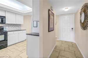 400 Fox Haven Drive, NAPLES, FL 34104 Sold 09/30/24