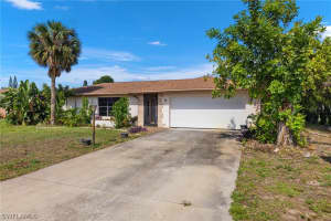 16 Lorelei Avenue, LEHIGH ACRES, FL 33936 Sold 01/16/25