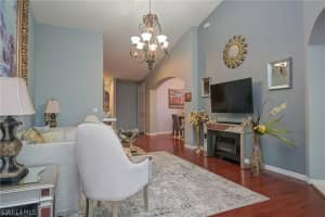 1320 Mariposa Cir #201, Naples, FL 34105, Sold 12/02/24