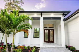 353 Golden Gate Boulevard, Naples, FL 34120 - MLS#224045026