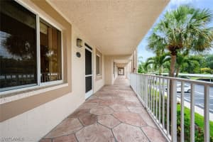 7320 Glenmoor Ln #2202, Naples, FL 34104, Sold 04/11/25