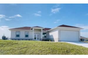2570 54th Avenue, Naples, FL 34120 Sold 04/18/25