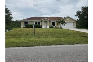 466 Redwing St, Lehigh Acres