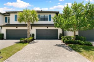 7425 Rockefeller Dr, Naples, FL 34119, Sold 09/27/24