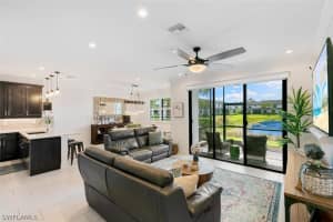 7425 Rockefeller Dr, Naples, FL 34119, Sold 09/27/24