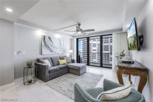 320 Seaview Court, MARCO ISLAND, FL 34145 Sold 12/20/24