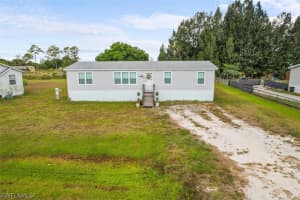 5651 El Rio Grande Drive, LABELLE, FL 33935 Sold 09/30/24