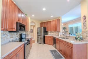 5571 Berkshire Drive, FORT MYERS, FL 33912 Sold 11/05/24
