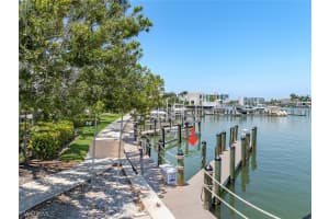 4090 Gulf Shore Boulevard, Naples, FL 34103 Sold 11/18/25