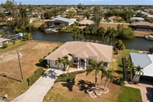 152 Kamal Parkway, Cape Coral, FL 33904 Sold 01/22/25
