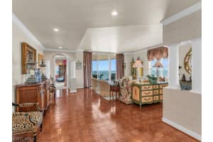 930 Cape Marco Drive, MARCO ISLAND, FL 34145 Sold 04/30/25