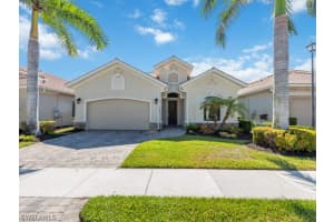 1638 Serrano Circle, Naples, FL 34105 Sold 12/06/24
