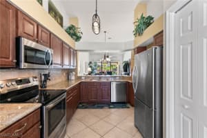 2385 Harmony Lane, NAPLES, FL 34109 Sold 09/20/24