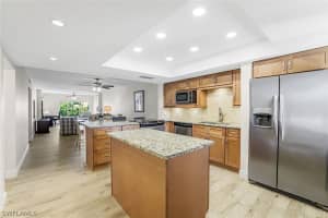 2264 Winkler Avenue, FORT MYERS, FL 33901 Sold 11/05/24
