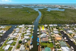 11601 Isle Of Palms Drive, FORT MYERS BEACH, FL 33931 Sold 11/07/24