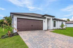 836 Gen D Macarthur Ave, Labelle