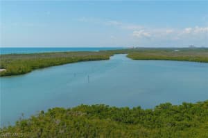325 Dunes Blvd 407, Naples