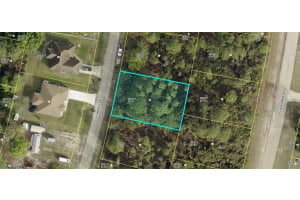 525 Flamingo Avenue, Lehigh Acres, FL 33974 - MLS#224047363