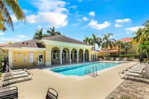 4293 Bellasol Circle, FORT MYERS, FL 33916 Sold 11/21/24