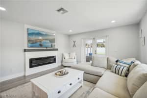 656 94th Avenue, NAPLES, FL 34108 Sold 10/22/24