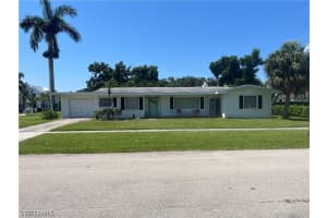 1350 Hanton Avenue, FORT MYERS, FL 33901 Sold 10/23/24