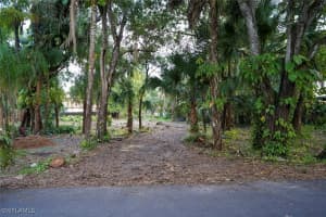 385 Caloosa Drive, Labelle, FL 33935 - MLS#224047913