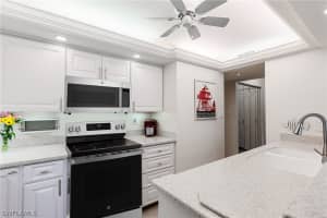 513 Seaview Court, MARCO ISLAND, FL 34145 Sold 09/26/24