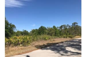 1226 Lincoln Avenue, Lehigh Acres, FL 33972 - MLS#224048286