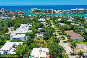 400 Wedge Drive, NAPLES, FL 34103 Sold 11/12/24