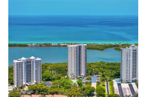 5555 Heron Point Drive, NAPLES, FL 34108 Sold 03/28/25