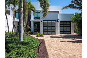 627 Fairway Terrace, Naples, FL 34103 Sold 03/03/25