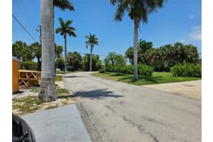11841 Isle Of Palms Drive, FORT MYERS BEACH, FL 33931 Sold 10/21/24