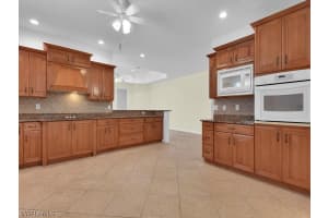 785 91st Avenue, NAPLES, FL 34108 Sold 08/30/24