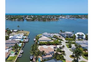 1680 Dolphin Court, NAPLES, FL 34102 Sold 09/16/24