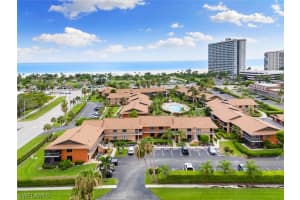 32 Greenbrier Street, MARCO ISLAND, FL 34145 Sold 01/07/25