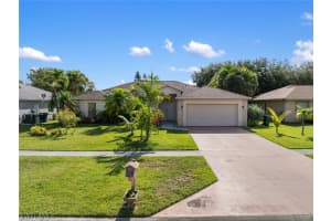 869 Summerfield Drive, NAPLES, FL 34120 Sold 08/07/24