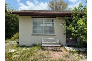207 2nd St, KEY LARGO, FL 33037 Sold 09/27/24
