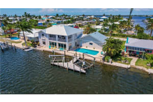 11593 Island Avenue, Matlacha, FL 33993 Sold 08/07/25